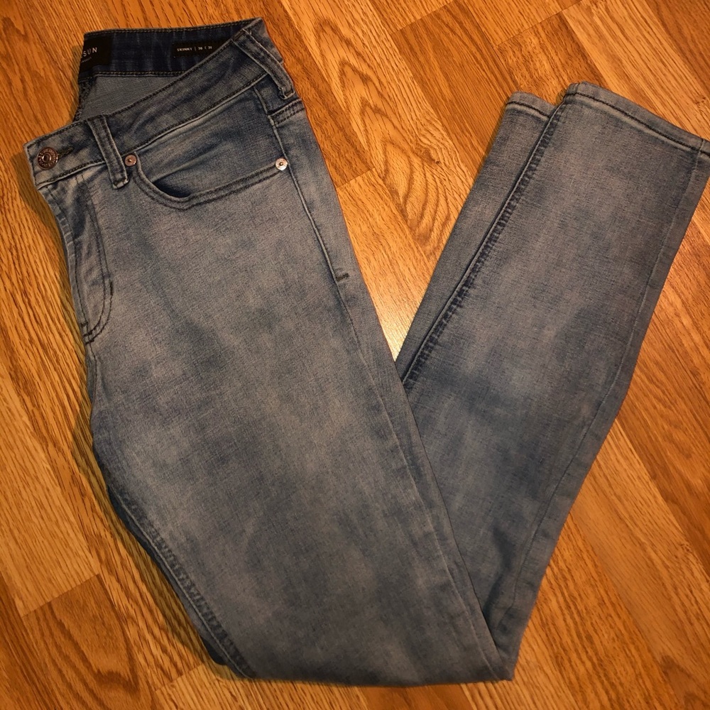 Light wash pacsun jeans